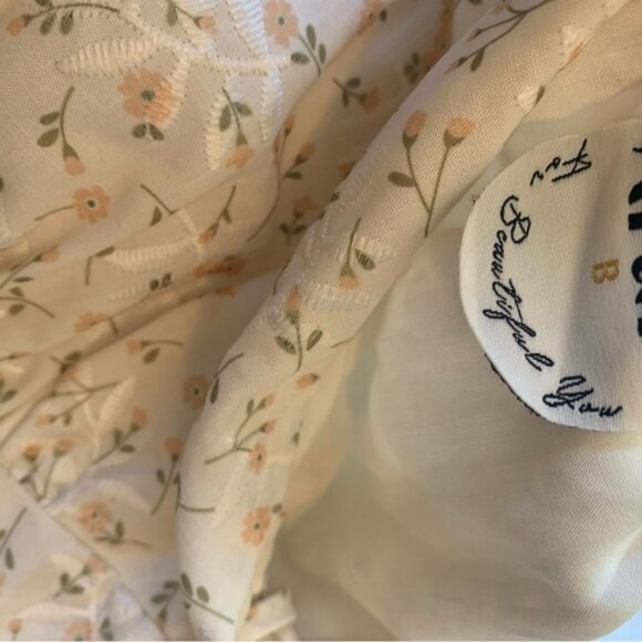 ARULA Floral Women's Puff Sleeve Cropped Cottagecore Blouse | NWT 2X - Picture 2 of 6